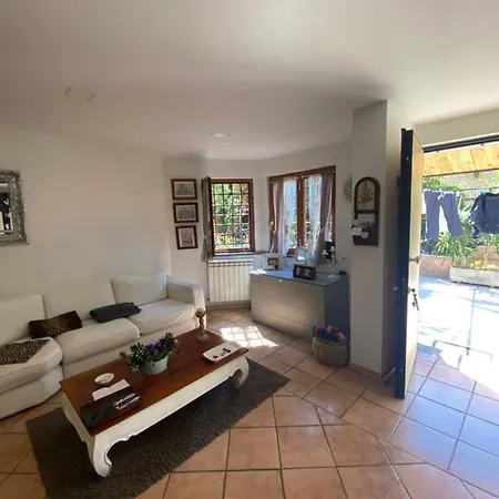 La Casa Di Lucrezia Guest house *