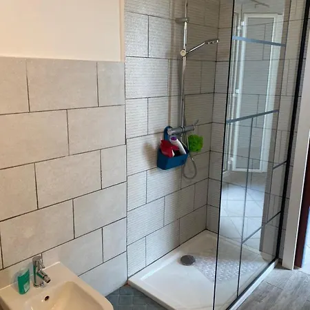 La Casa Di Lucrezia בית הארחה *